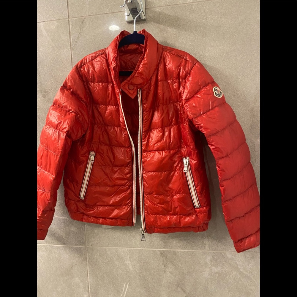 Authentic Moncler Kids Light Down Jacket with Travel Bag Sz 5Y